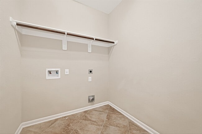 Building Photo - 19503 S Coral Honeysuckle Loop