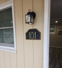 Building Photo - 9349 Valley Rd