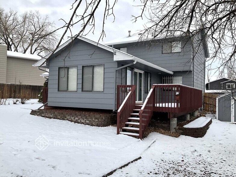 Building Photo - 4060 Charro Dr