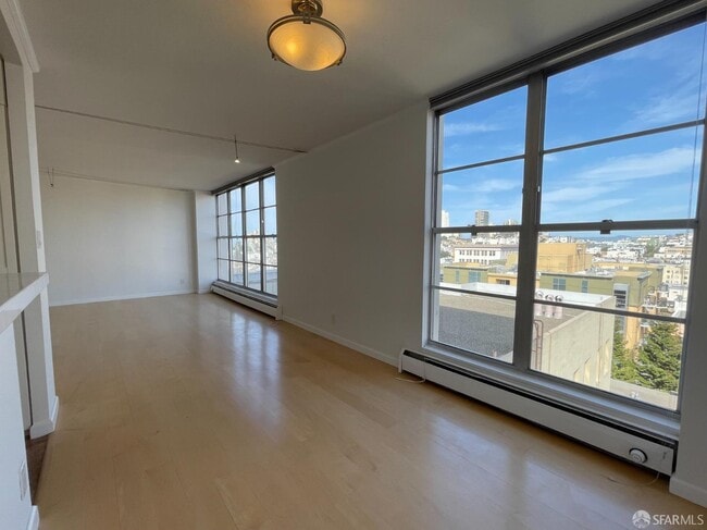 Building Photo - 2040 Franklin St