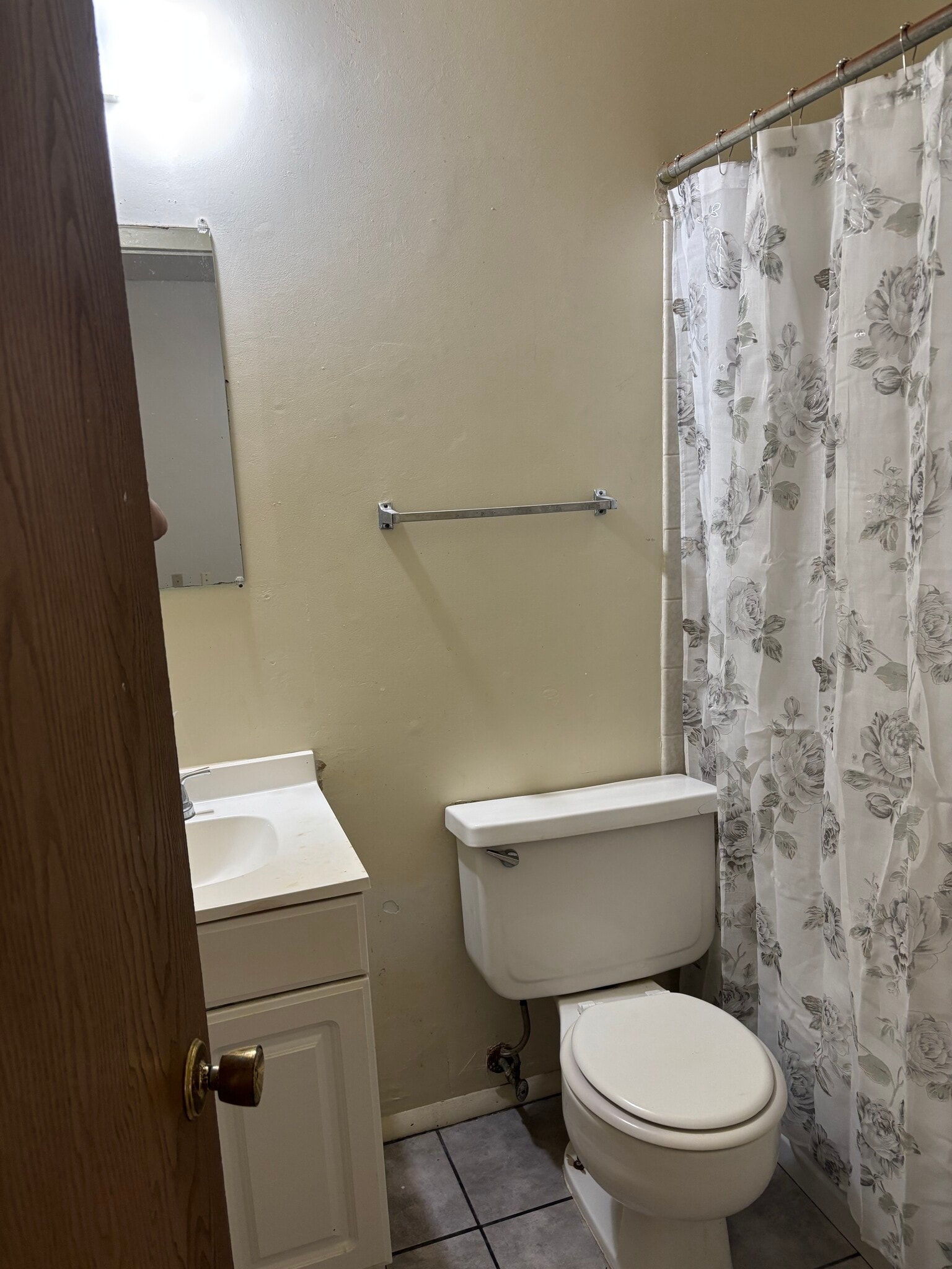 Building Photo - 205 Hummingbird Ln