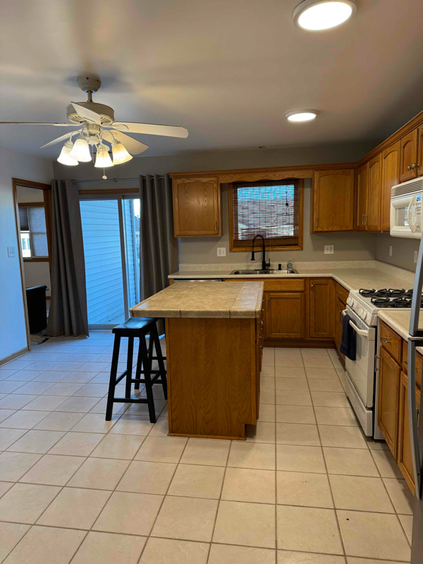 Building Photo - 1618 Beech Dr