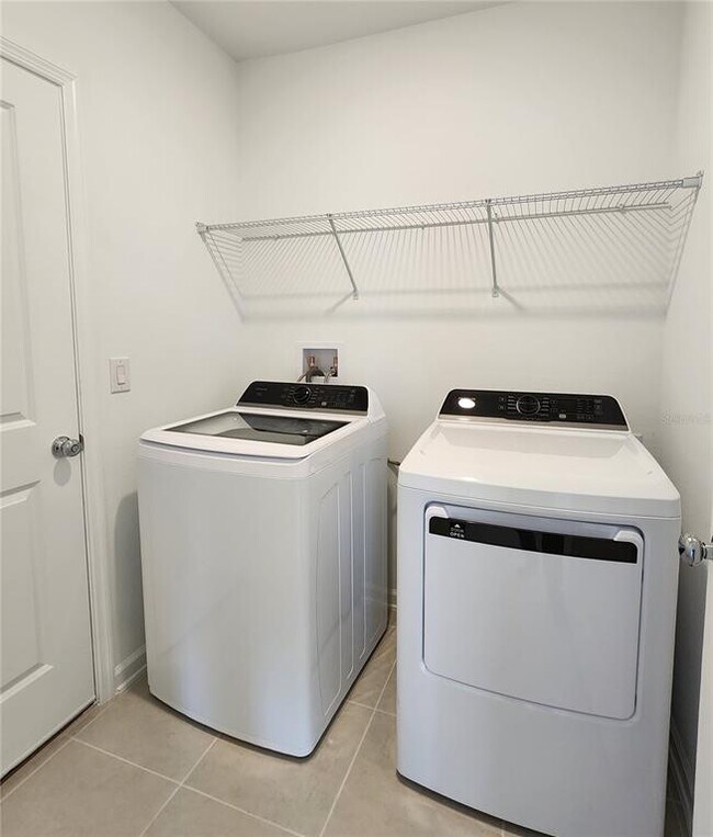 Building Photo - 1227 Belle Isle Ln