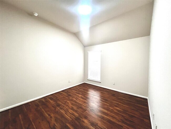 Building Photo - 26203 Ginger Gables Ln