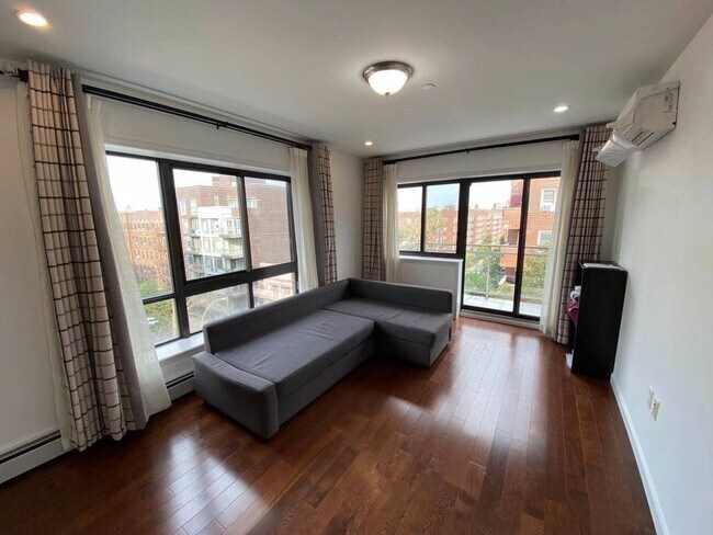 Livingroom facing Balcony - 9411 65th Rd