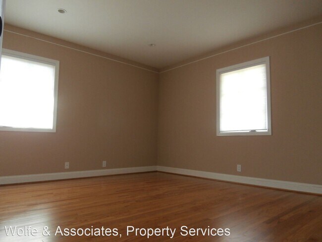 Building Photo - 3 br, 2 bath House - 1595 Miramar Lane
