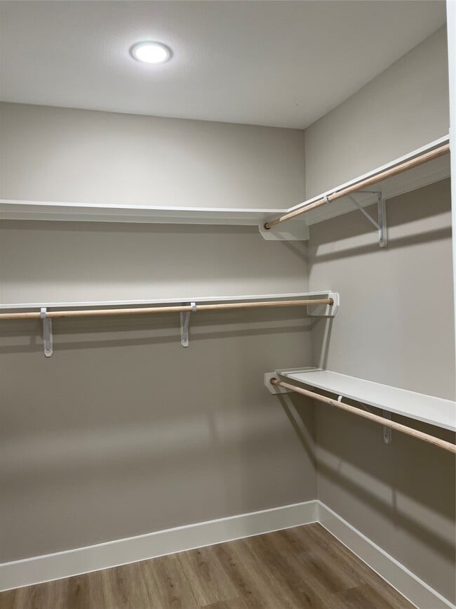 Building Photo - 2603 Piemonte Ave