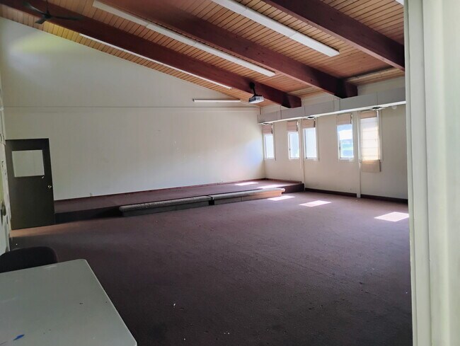 Building Photo - 6410 Normandy Dr