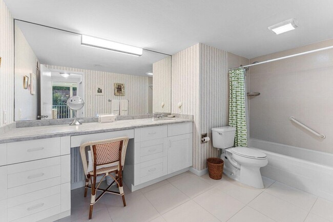 Building Photo - 2774 S Ocean Blvd