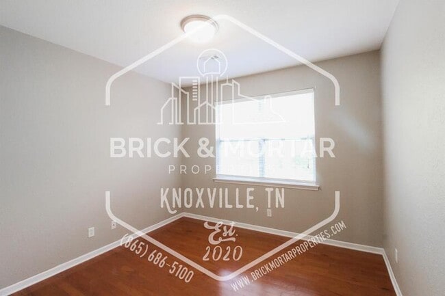 Building Photo - 6810 Springhouse Way