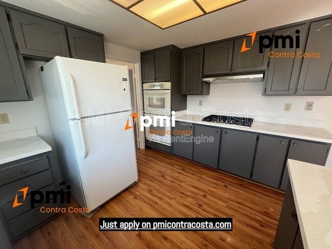 Building Photo - 2850 St Denis Dr