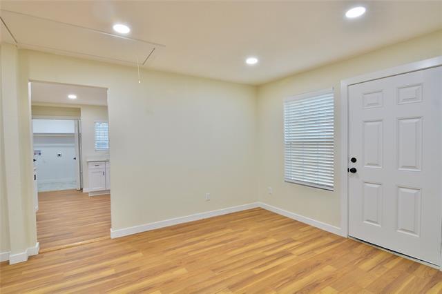 Building Photo - 2605 1st St