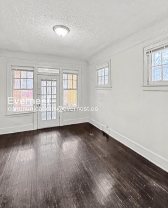 Building Photo - 11391 Belleterre Ave