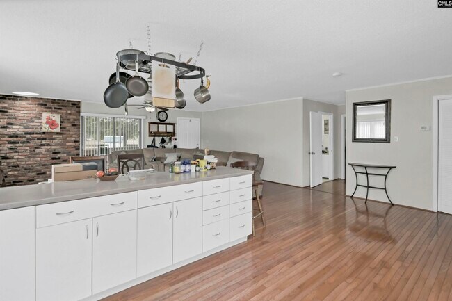 Building Photo - 315 Gardners Terrace Rd