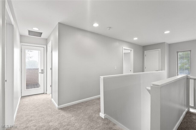 Building Photo - 3219 Euclid Heights Blvd