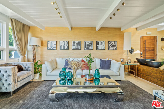 Building Photo - 3288 Wrightwood Dr
