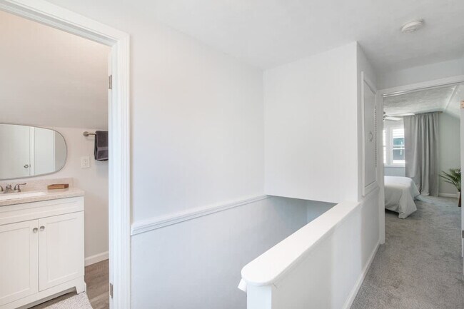 Building Photo - 7906 Lanyard Dr