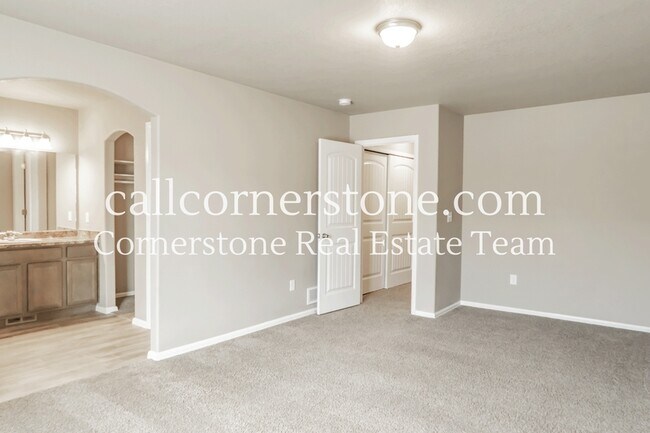 Building Photo - 7662 Jack Pne Grv