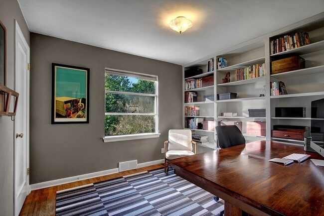 Building Photo - CLICK "REQUEST A TOUR" NOW!