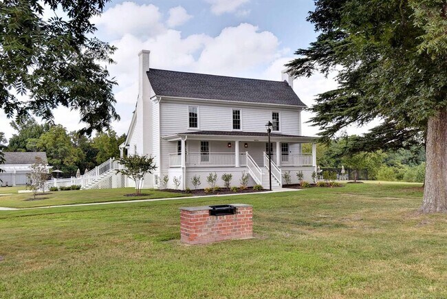 Building Photo - 3299 Leighton Blvd