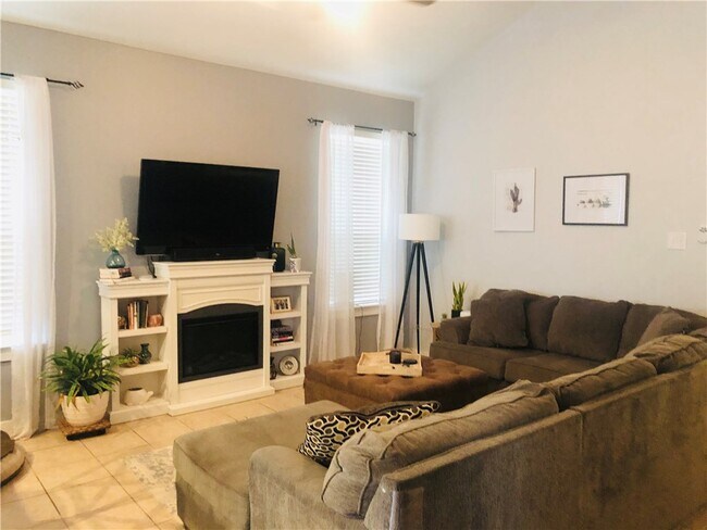 Building Photo - 16316 McAloon Way