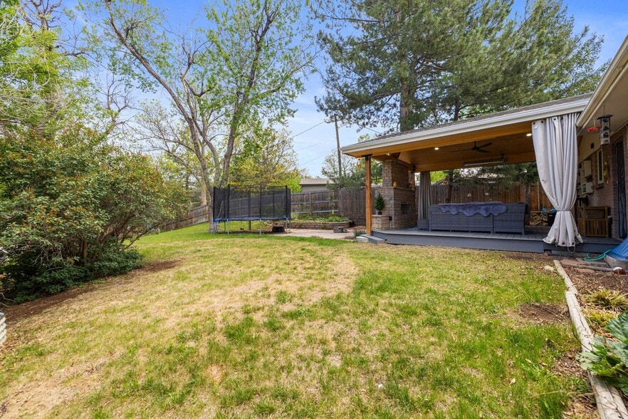 Building Photo - 6146 S Josephine Way