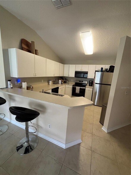 Building Photo - 3004 Andover Ct