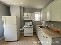 Building Photo - 127 Myrtle Ave