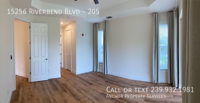Building Photo - 15256 Riverbend Blvd
