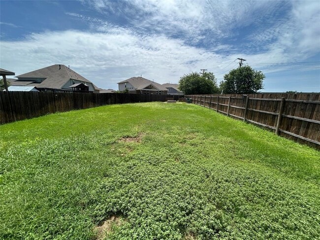 Building Photo - 249 La Dera Dr