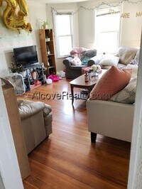 Building Photo - 21 Appleton St