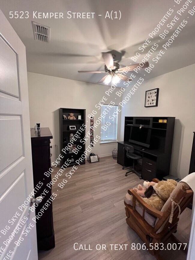 Building Photo - 5523 Kemper St