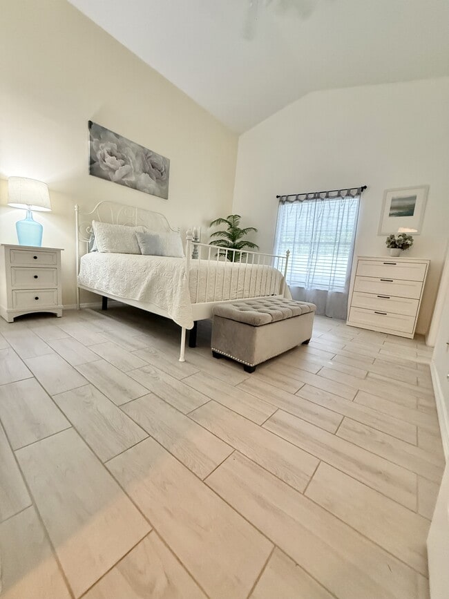 Building Photo - 2266 Mallard Creek Cir