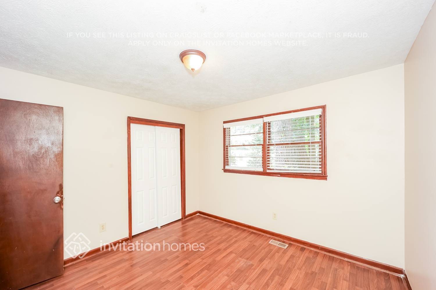 Building Photo - 7290 Hollyhock Dr
