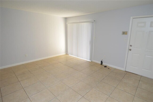 Building Photo - 8645 Fancy Finch Dr