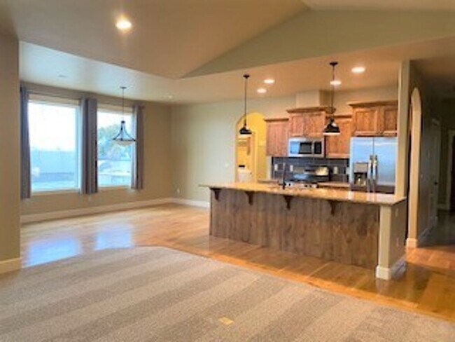 Building Photo - A Secluded, Adorable and Perfect 3 Bedroom Home Now Available!