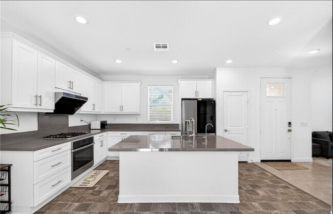 Building Photo - 3662 Basanite Ave