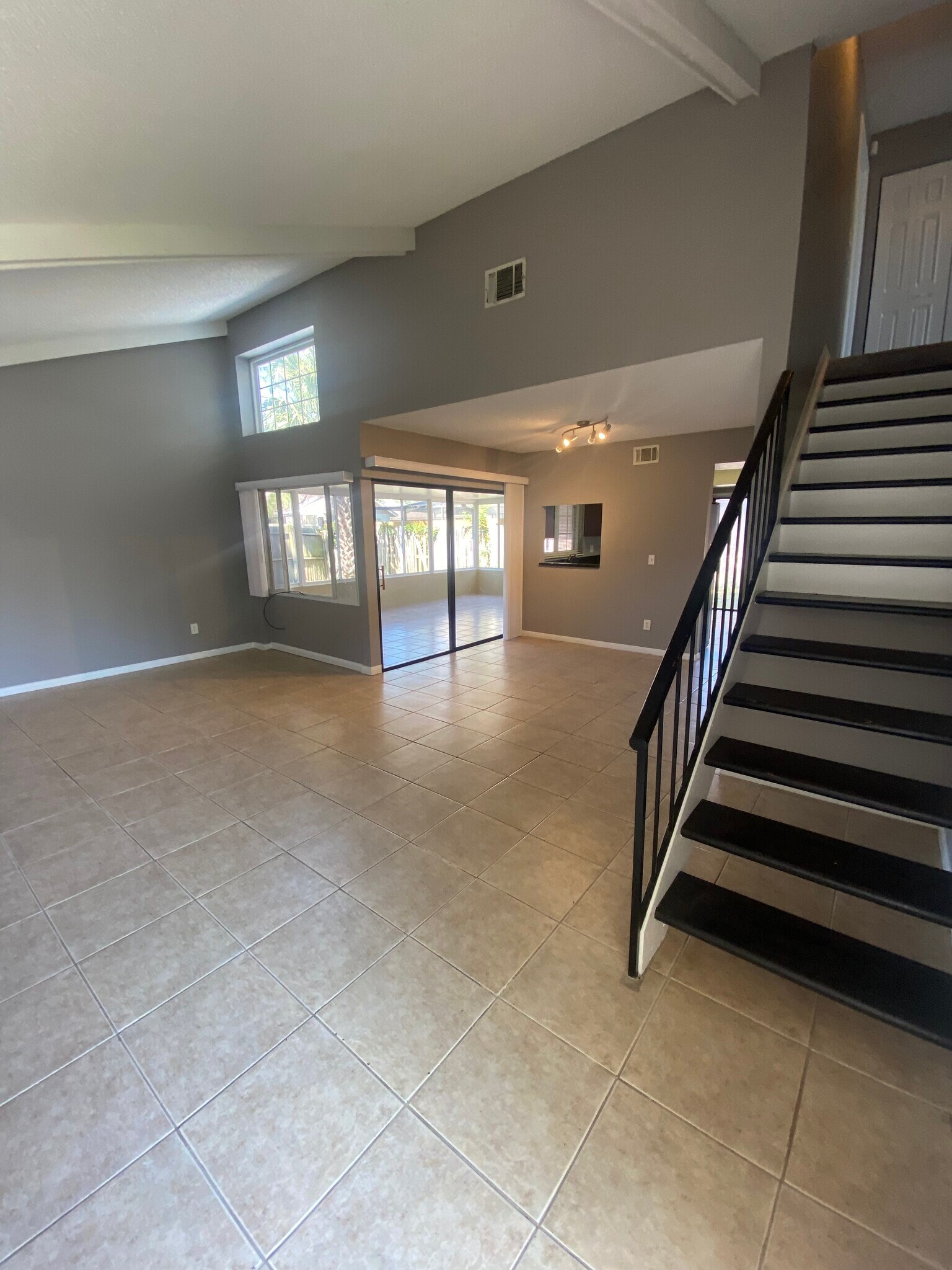 Building Photo - 5109 Burnside Ct