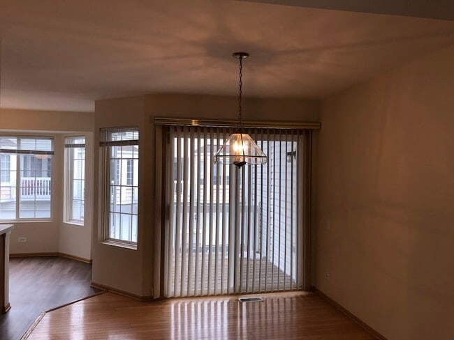 Building Photo - 3170 Cambria Ct