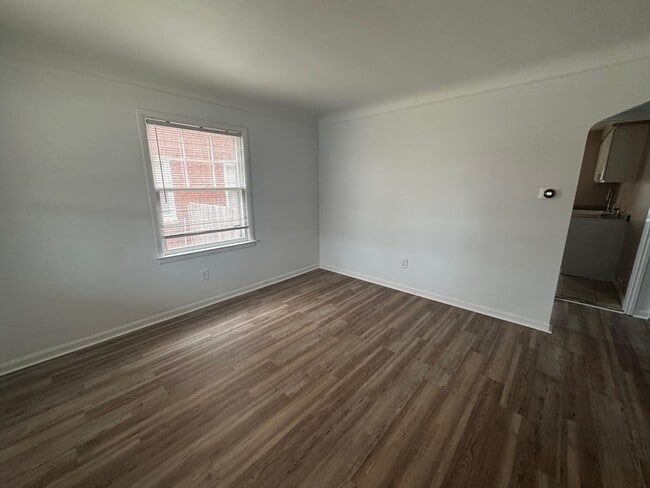 Building Photo - 16687 Collingham Dr