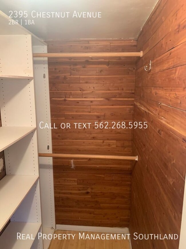 Building Photo - 2395 Chestnut Ave