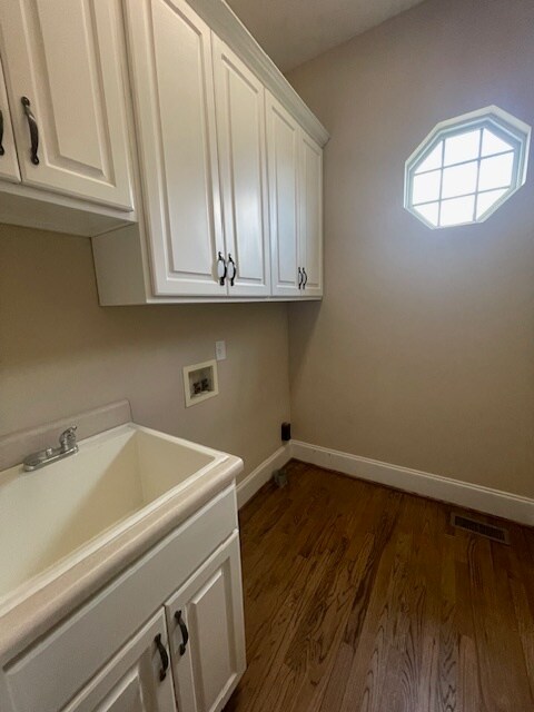 Building Photo - 5005 Congressional Dr