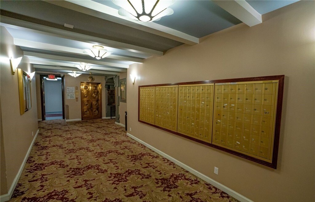 Mailbox - 140 Linden Ave