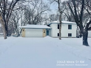 Building Photo - 10648 Wren St NW