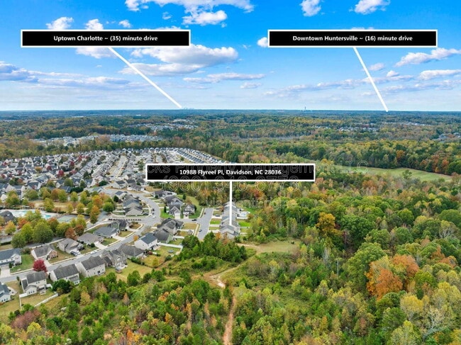 Building Photo - 10988 Flyreel Pl