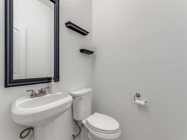 Building Photo - 1029 Holly Anne Ln