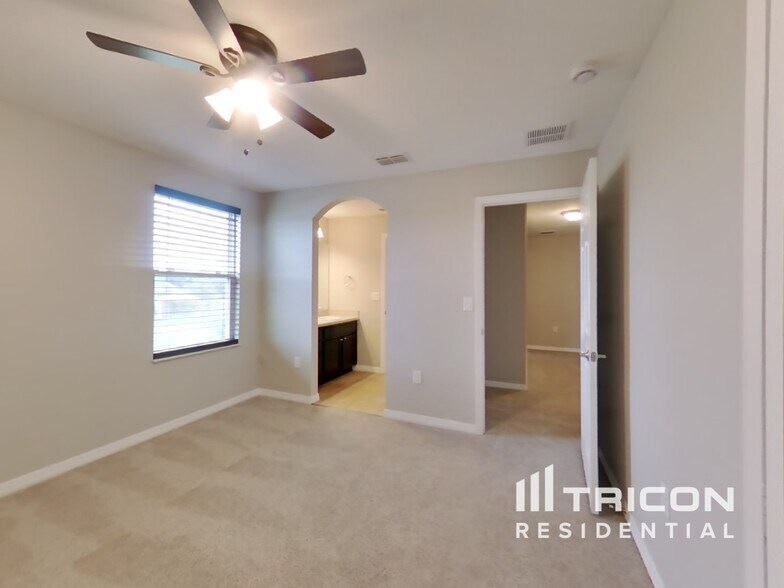 Building Photo - 5095 Brilliance Cir