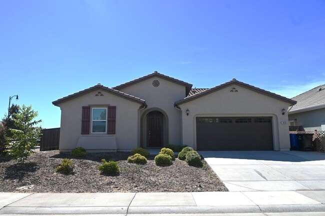Primary Photo - Resident Benefit Package Property