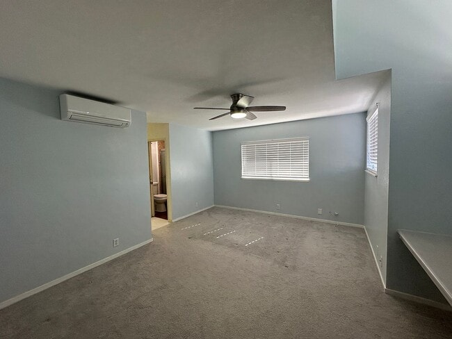 Building Photo - 1082-1082 Hakala St