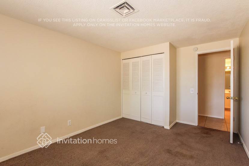 Building Photo - 6121 W Zoe Ella Way